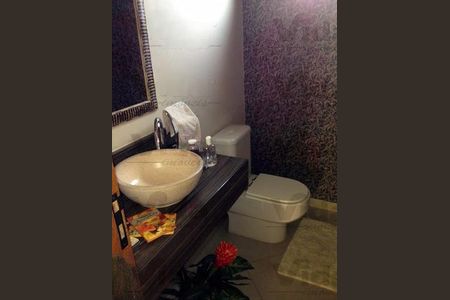 Casa à venda com 4 quartos, 323m² em City Bussocaba, Osasco