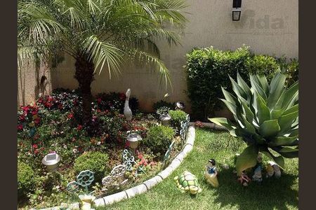 Casa à venda com 4 quartos, 323m² em City Bussocaba, Osasco