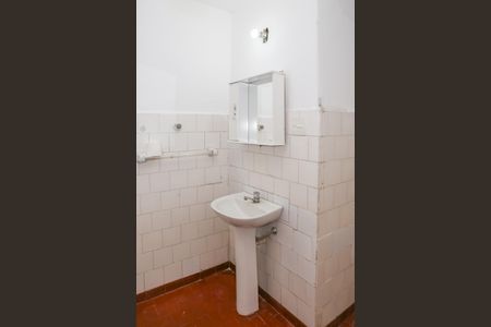 Banheiro de apartamento para alugar com 1 quarto, 42m² em Bom Retiro, São Paulo