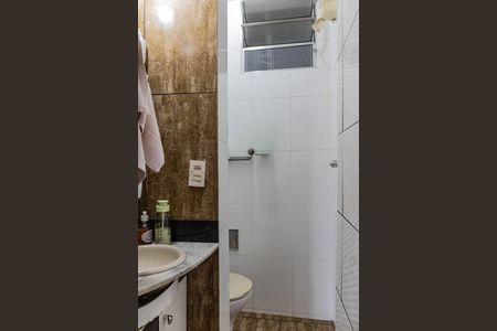 Apartamento para alugar com 100m², 3 quartos e 2 vagasBanheiro da Suíte