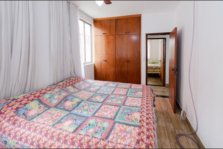 Apartamento à venda com 110m², 3 quartos e 2 vagas Apartamento à venda com 110m², 3 quartos e 2 vagasSuíte