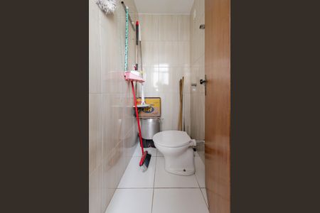 Apartamento à venda com 110m², 3 quartos e 2 vagas Apartamento à venda com 110m², 3 quartos e 2 vagasBanheiro de serviço