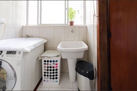 Apartamento à venda com 110m², 3 quartos e 2 vagas Apartamento à venda com 110m², 3 quartos e 2 vagasÁrea de serviço