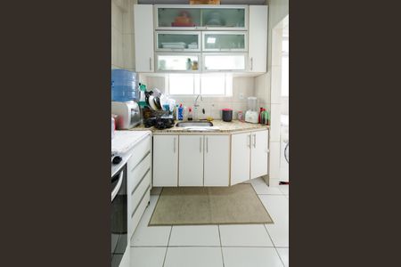 Apartamento à venda com 110m², 3 quartos e 2 vagas Apartamento à venda com 110m², 3 quartos e 2 vagasCozinha