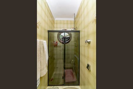 Casa à venda com 385m², 4 quartos e 8 vagas Casa à venda com 385m², 4 quartos e 8 vagasBanheiro Social