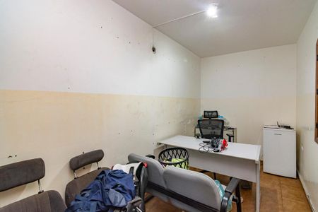 Casa à venda com 385m², 4 quartos e 8 vagas Casa à venda com 385m², 4 quartos e 8 vagasEscritório