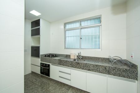 Apartamento à venda com 97m², 3 quartos e 2 vagas Apartamento à venda com 97m², 3 quartos e 2 vagasCOZINHA