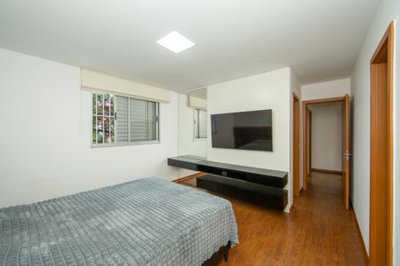 Apartamento à venda com 97m², 3 quartos e 2 vagas Apartamento à venda com 97m², 3 quartos e 2 vagasQUARTO3