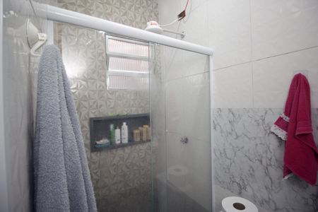 Casa à venda com 100m², 2 quartos e 1 vagaBanheiro da Suíte 1