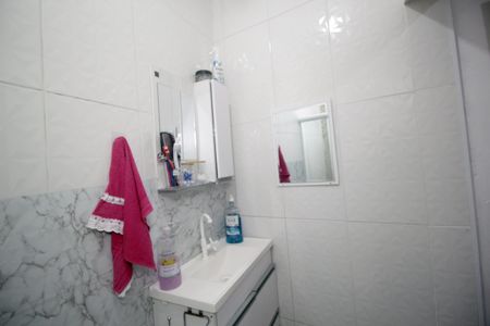Casa à venda com 100m², 2 quartos e 1 vagaBanheiro da Suíte 1