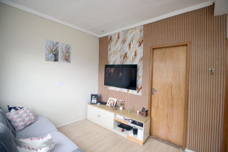 Casa à venda com 100m², 2 quartos e 1 vagaSala