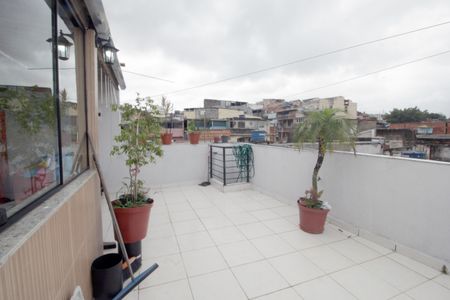 Casa à venda com 100m², 2 quartos e 1 vagaCobertura