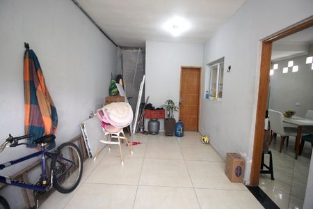 Casa à venda com 100m², 2 quartos e 1 vagaGaragem