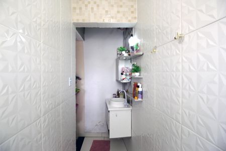 Casa à venda com 100m², 2 quartos e 1 vagaBanheiro da Suíte 2