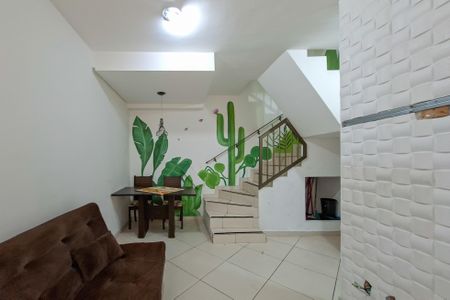 Casa de condomínio para alugar com 44m², 1 quarto e 1 vagaSala