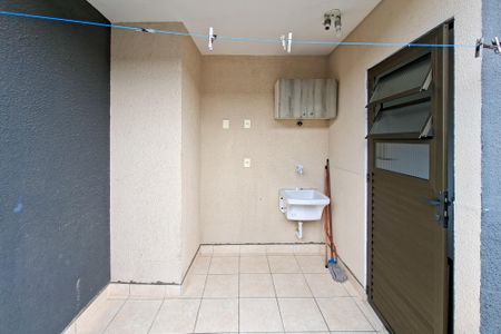 Casa de condomínio para alugar com 44m², 1 quarto e 1 vagaÁrea de Serviço