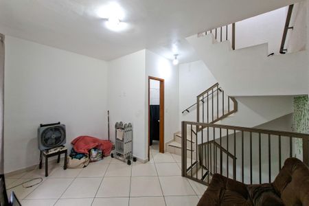Casa de condomínio para alugar com 44m², 1 quarto e 1 vagaQuarto