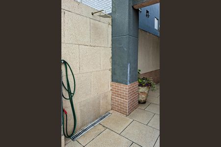 Casa de condomínio para alugar com 44m², 1 quarto e 1 vagaDucha