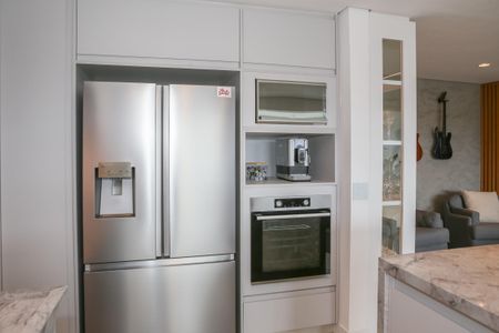 Apartamento para alugar com 150m², 2 quartos e 2 vagas Apartamento para alugar com 150m², 2 quartos e 2 vagasCozinha