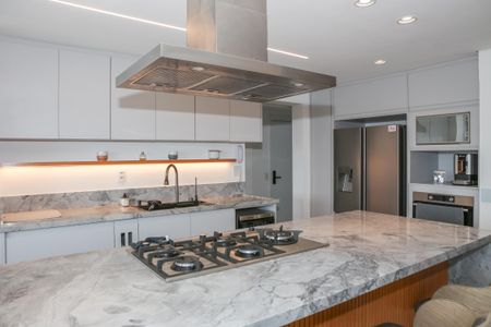 Apartamento para alugar com 150m², 2 quartos e 2 vagas Apartamento para alugar com 150m², 2 quartos e 2 vagasCozinha