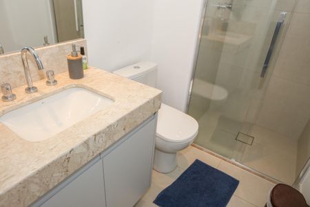 Apartamento para alugar com 150m², 2 quartos e 2 vagas Apartamento para alugar com 150m², 2 quartos e 2 vagasBanheiro da Suíte 2