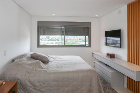 Apartamento para alugar com 150m², 2 quartos e 2 vagas Apartamento para alugar com 150m², 2 quartos e 2 vagasSuíte 1