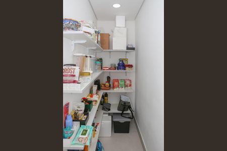 Apartamento para alugar com 150m², 2 quartos e 2 vagas Apartamento para alugar com 150m², 2 quartos e 2 vagasDespensa