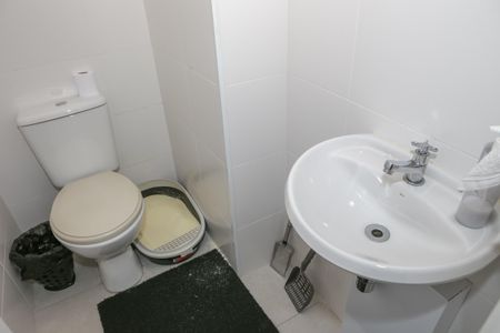 Apartamento para alugar com 150m², 2 quartos e 2 vagas Apartamento para alugar com 150m², 2 quartos e 2 vagasBanheiro de serviço