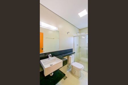 Casa para alugar com 70m², 2 quartos e 1 vaga Casa para alugar com 70m², 2 quartos e 1 vagaBanheiro Social