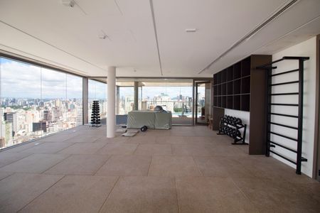 Apartamento à venda com 145m², 4 quartos e 2 vagasÁrea comum - Academia