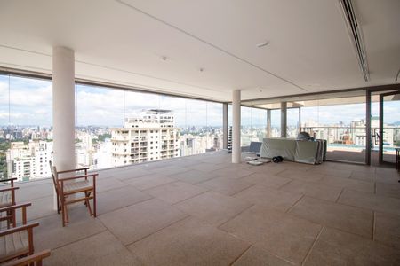 Apartamento à venda com 145m², 4 quartos e 2 vagasÁrea comum - Academia