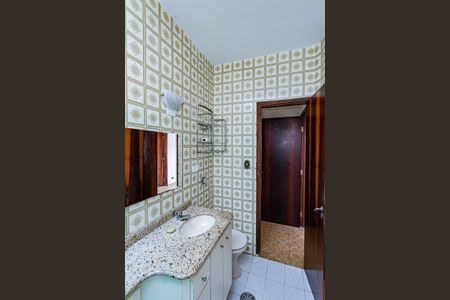 Casa à venda com 150m², 3 quartos e 3 vagas Casa à venda com 150m², 3 quartos e 3 vagasBanheiro suite 1