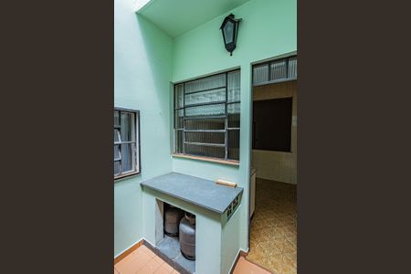 Casa à venda com 150m², 3 quartos e 3 vagas Casa à venda com 150m², 3 quartos e 3 vagasQuintal