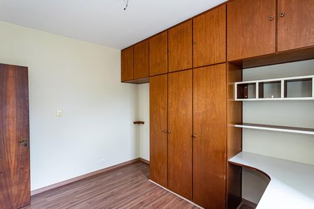 Casa à venda com 150m², 3 quartos e 3 vagas Casa à venda com 150m², 3 quartos e 3 vagasQuarto