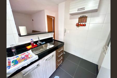 Apartamento para alugar com 47m², 2 quartos e 1 vagaCozinha 