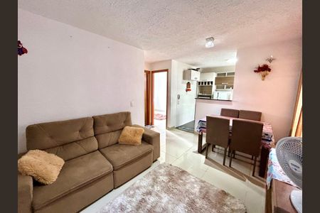 Sala de apartamento para alugar com 2 quartos, 47m² em Água Chata, Guarulhos