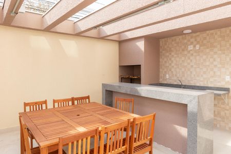 Apartamento à venda com 45m², 2 quartos e sem vaga Apartamento à venda com 45m², 2 quartos e sem vagaÁrea comum - Churrasqueira