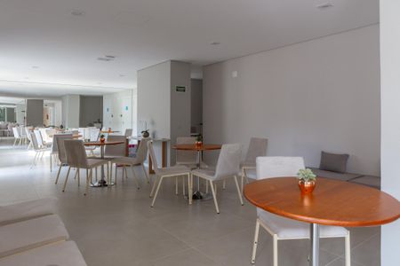 Apartamento à venda com 45m², 2 quartos e sem vaga Apartamento à venda com 45m², 2 quartos e sem vagaÁrea comum - Salão de festas