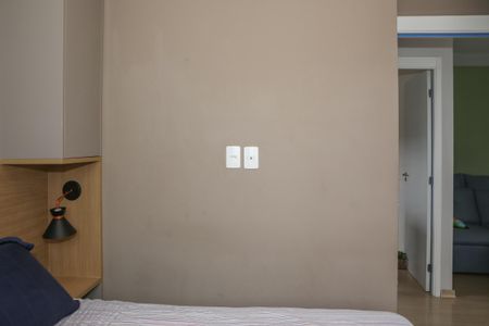 Quarto 1 de apartamento à venda com 2 quartos, 45m² em Parque Industrial Tomas Edson, São Paulo