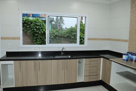 Casa para alugar com 3 quartos, 300m² em Nhambuca, Cotia