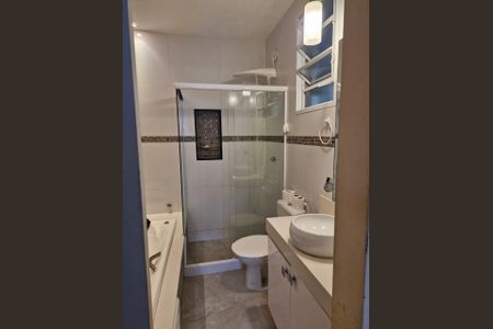 Casa à venda com 280m², 3 quartos e 1 vaga Casa à venda com 280m², 3 quartos e 1 vagaBanheiro