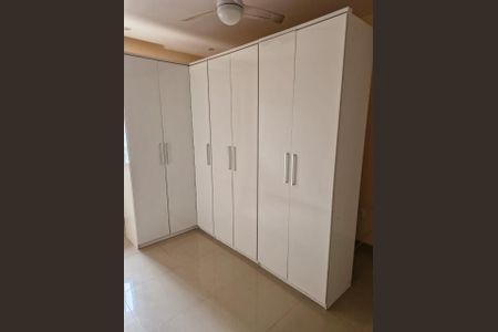 Casa à venda com 280m², 3 quartos e 1 vaga Casa à venda com 280m², 3 quartos e 1 vagaQuarto