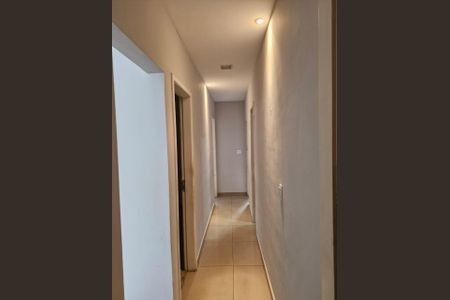 Casa à venda com 280m², 3 quartos e 1 vaga Casa à venda com 280m², 3 quartos e 1 vagaCorredor