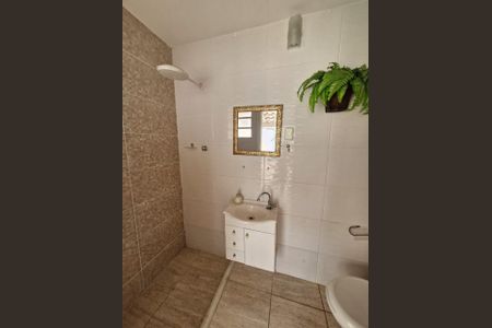 Casa à venda com 280m², 3 quartos e 1 vaga Casa à venda com 280m², 3 quartos e 1 vagaBanheiro