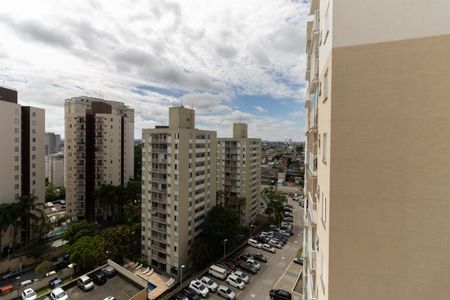 Apartamento à venda com 80m², 3 quartos e 1 vaga Apartamento à venda com 80m², 3 quartos e 1 vagaVista do Quarto 2
