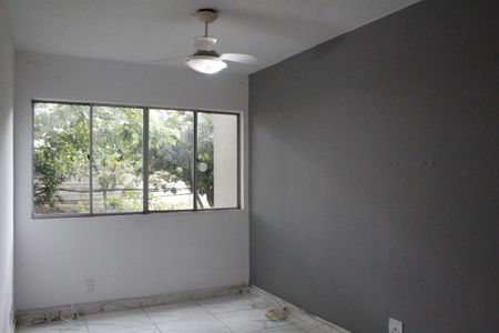 Sala de apartamento para alugar com 2 quartos, 54m² em Freguesia (jacarepaguá), Rio de Janeiro
