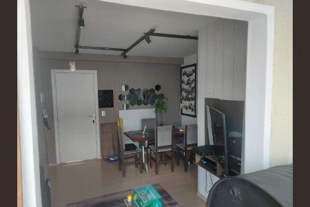 Apartamento para alugar com 2 quartos, 54m² em Jardim Santa Izabel, Cotia