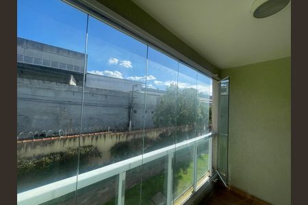 Apartamento para alugar com 2 quartos, 54m² em Jardim Santa Izabel, Cotia