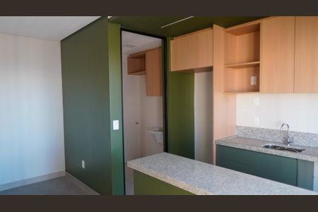 Apartamento para alugar com 70m², 2 quartos e 1 vaga Apartamento para alugar com 70m², 2 quartos e 1 vagaCozinha e Área de Serviço