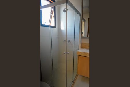 Apartamento para alugar com 70m², 2 quartos e 1 vaga Apartamento para alugar com 70m², 2 quartos e 1 vagaBanheiro do Quarto 2